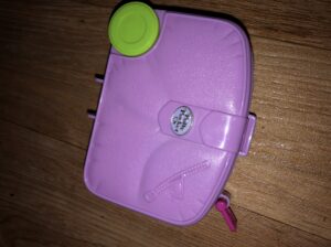 Je vends ce Polly pocket, faire offre.