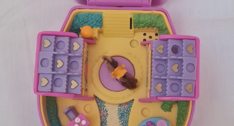 Polly Pocket pony ridin show