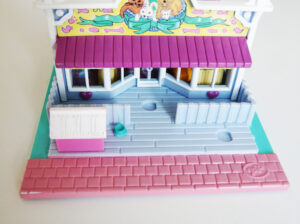 Vintage Polly Pocket Vintage Pets Parlour 1993