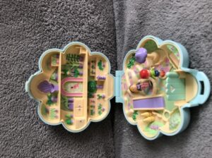 Polly pocket Midge´s flower shop