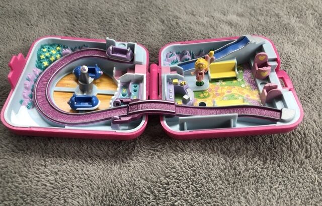Polly pocket Polly world