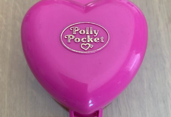 Polly Pocket boite chien