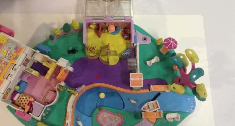 Pollypocket magical movin’ pollyville