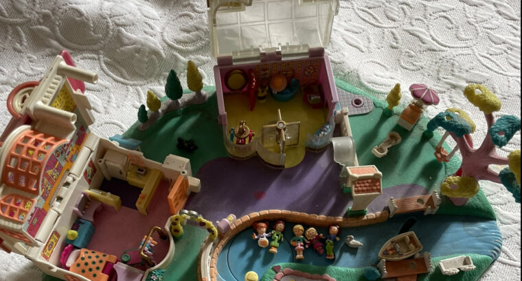 Pollypocket magical movin’ pollyville